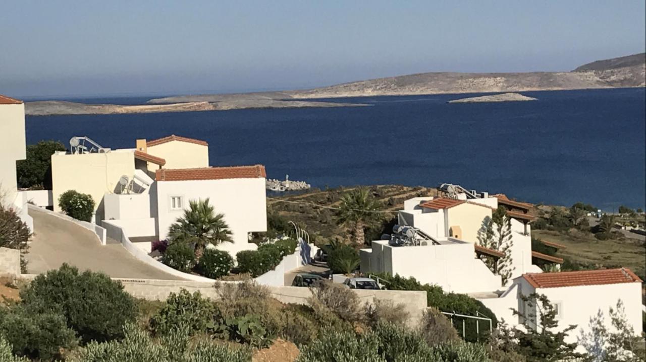 Castri Village Hotel Palekastro Exteriör bild